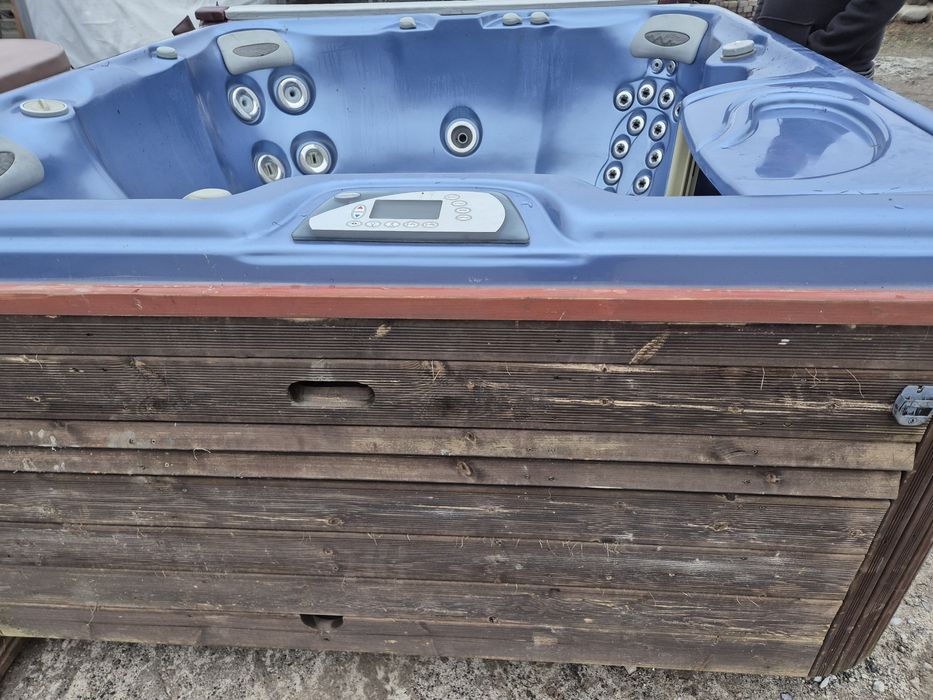 Jacuzzi całoroczne Sundance Spas  210x225