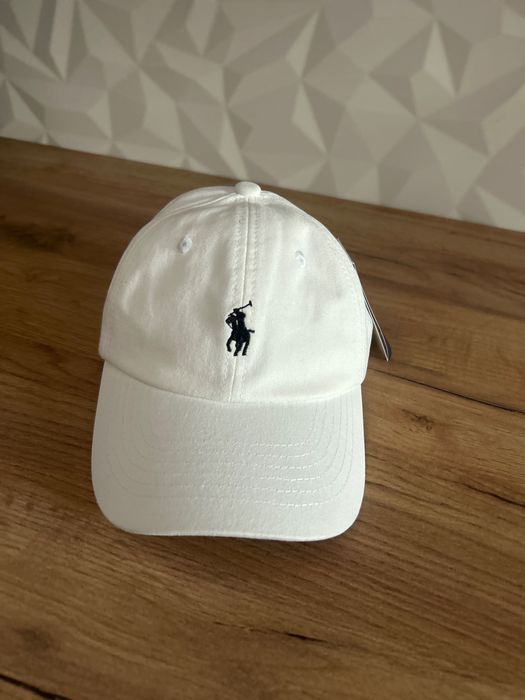 Biała czapka Ralph Lauren – nowa z metkami