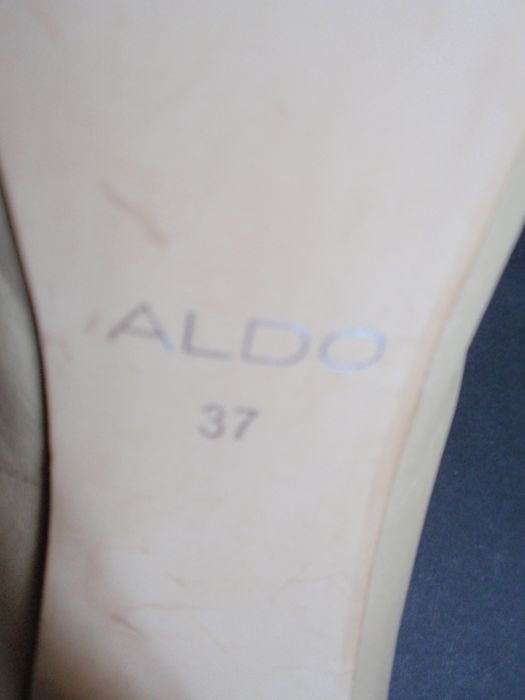 Szpilki beżowe Aldo roz. EUR  37