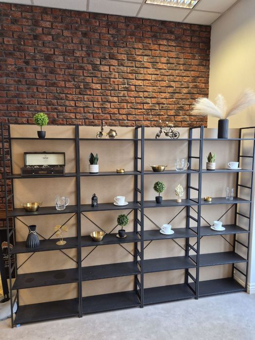 Regal Jak nowy jest kilka