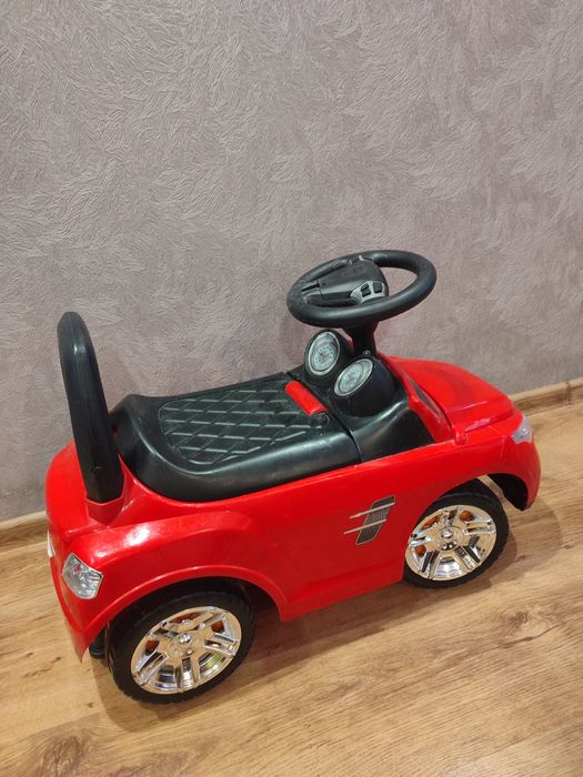 Машинка толокар Mercedes дитяча