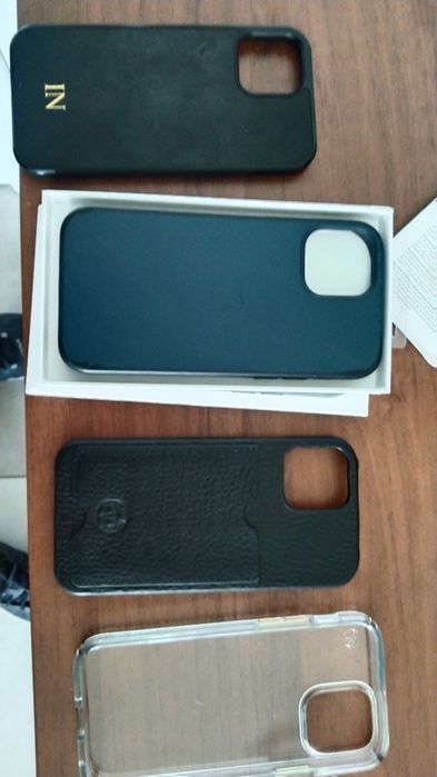 Чохол на IPHONE 12 , Pro Б/У