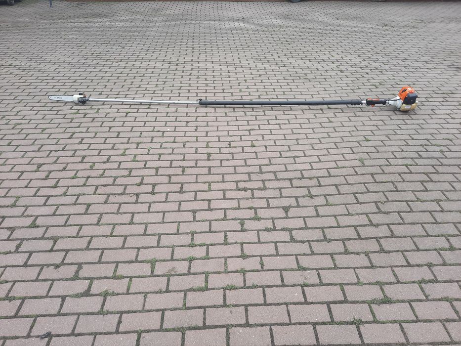 Pila stihl Ht KM 130 na wysięgniku podkrzesywarka