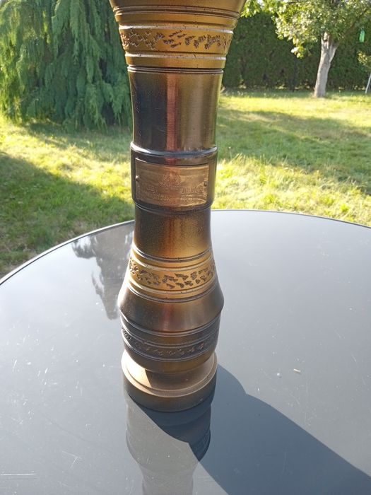 Wazon, pamiątka z czasów PRL