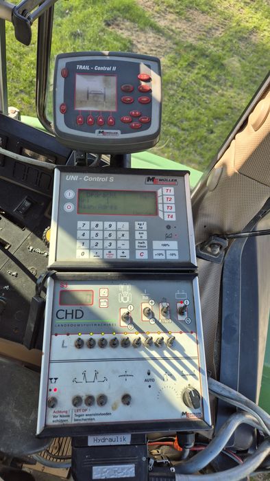 Opryskiwacz CHD 4300L 27m amazone rau