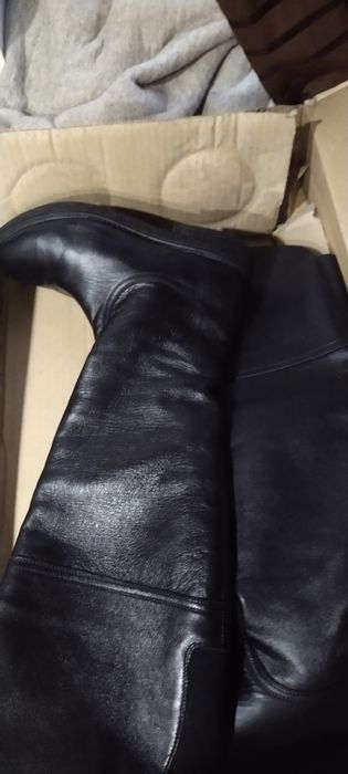 Сапоги высокие кожанные