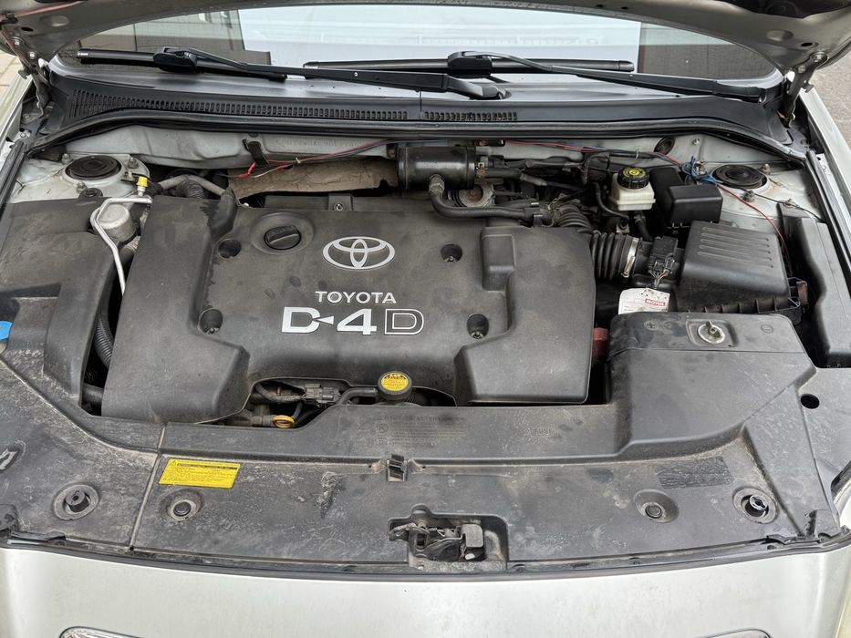 Продам Toyota Avensis t25 D4D