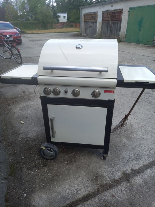 Sprzedam grill gazowy