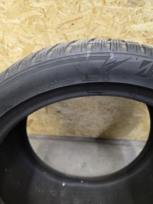 Para opon zimowych 315/35 r21 111v m+s Bridgestone Blizzak LM005