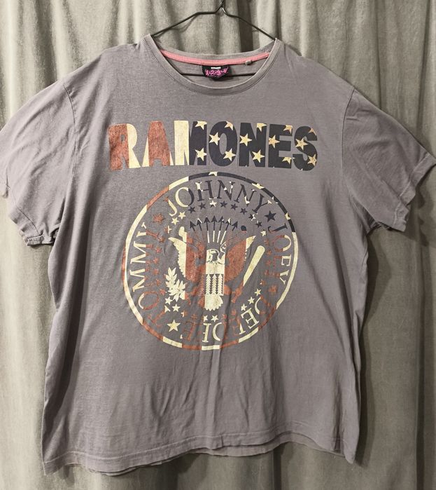 Вінтажнна футболка гурту "RAMONES" XXL