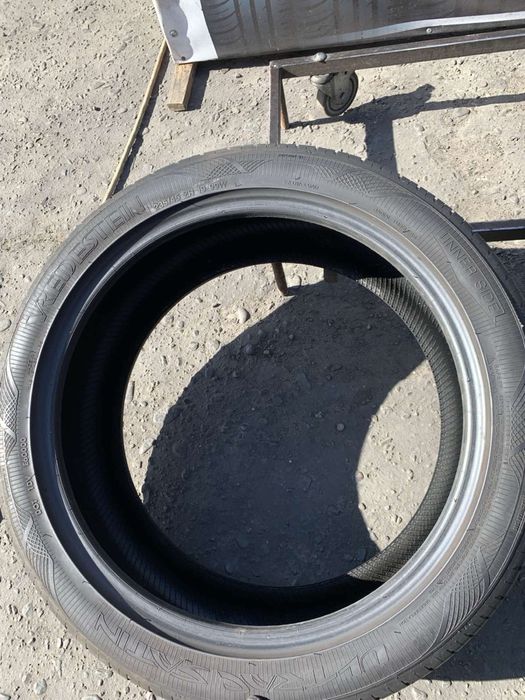 Шини 235/45 R19 пара Vredestein 6,8/6,4мм літо 2023р