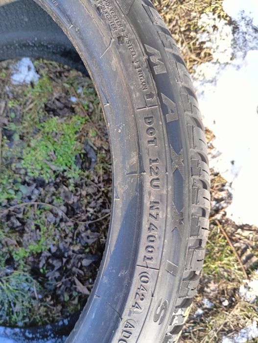 Maxis Premitra all Season ap3 255.35.19.96w 8mm z 24rok