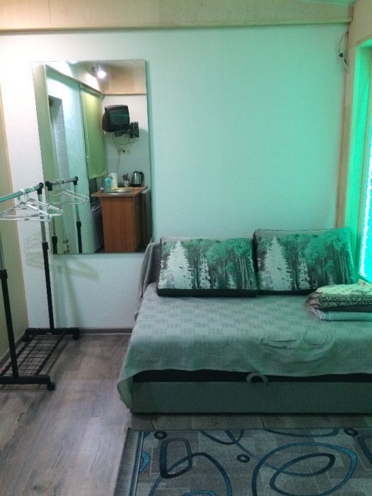 Сдам 1-ком.кв,411 госпиталь ,посуточно, пляж Отрада , Ж/Д, Французский