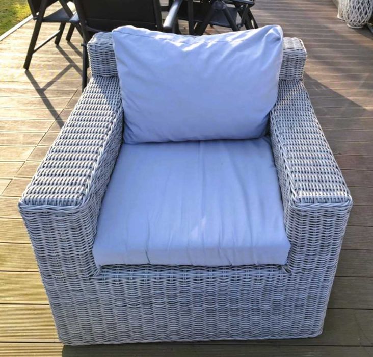 Komplet foteli z technorattanu 2 sztuki