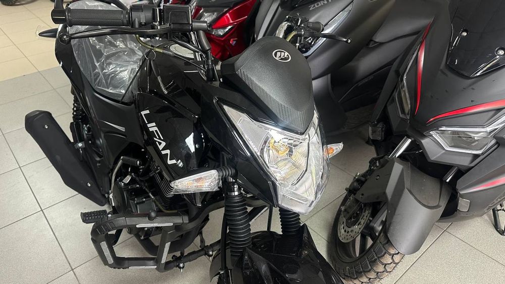 Мотоцикл Lifan LF150-2E (Ccr150) Гарантія!! Кредит!! Доставка!!