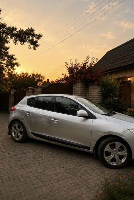 Renault Megane 2011 року. Рено меган