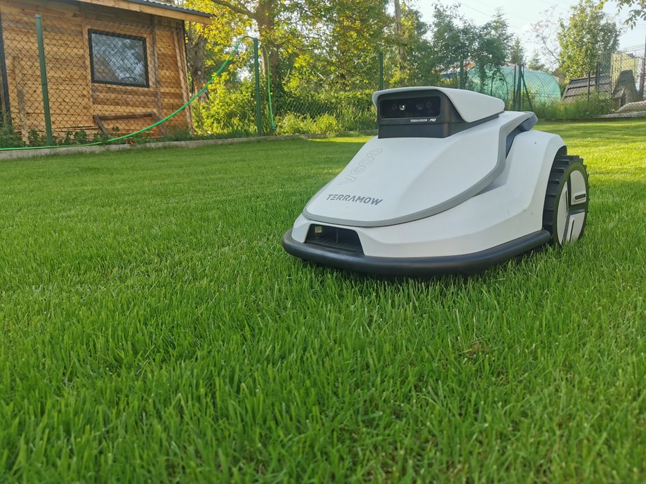 Robot koszący Terramow V600  V1000 Kosiarki Lizak
