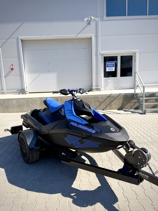 Skuter wodny Sea-Doo Spark Trixx 2up 44 mth