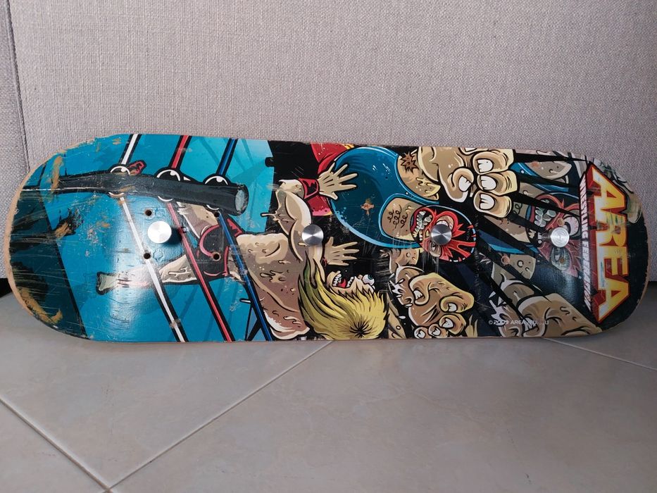 Cabide feito de skate