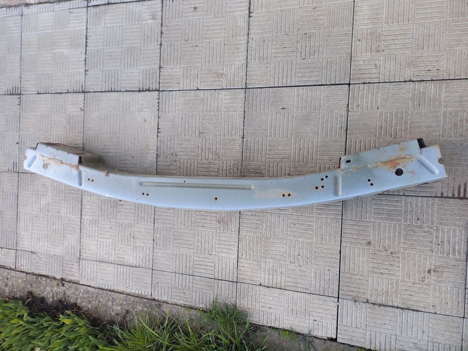 Заднiй пiдсилювач бампера Джорнi