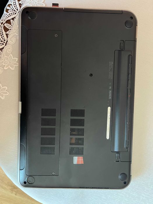 dell inspiron  M731R 5735