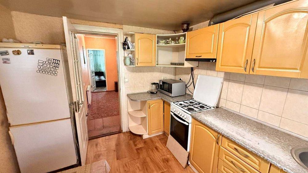 Продаж 3/4 житлового будинку по вул. С.Петлюри (Василини)  район Казбет в м. Черкаси.