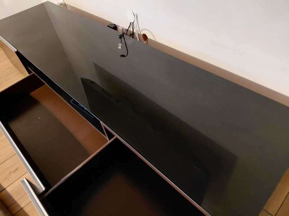 Szafka RTV szklany blat 220/37/55