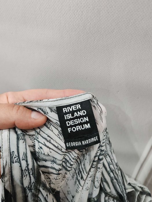 Delikatna maxi koktajlowa sukienka River Island rozmiar 42/44 poliester