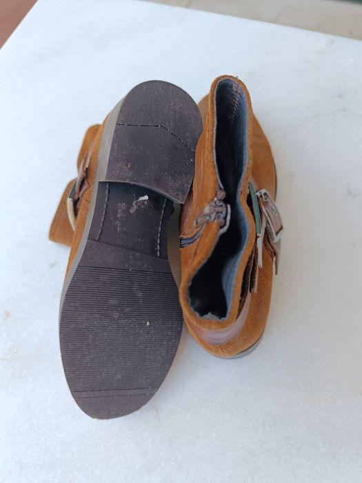 Botas - Mulher - Tamanho 36