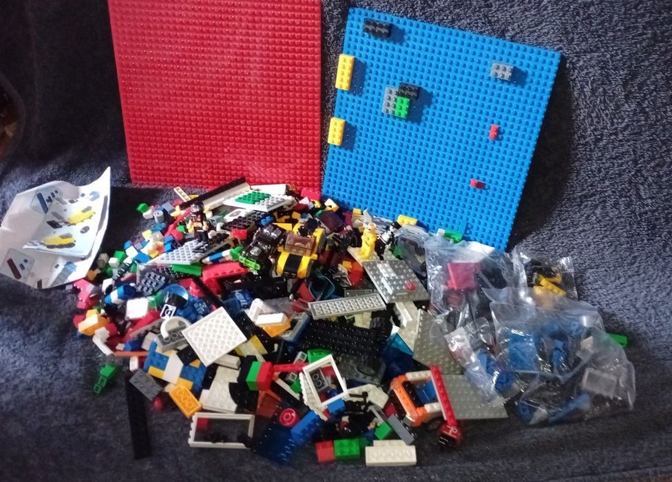Конструктор аналог LEGO великий лот + пластини + фігурки