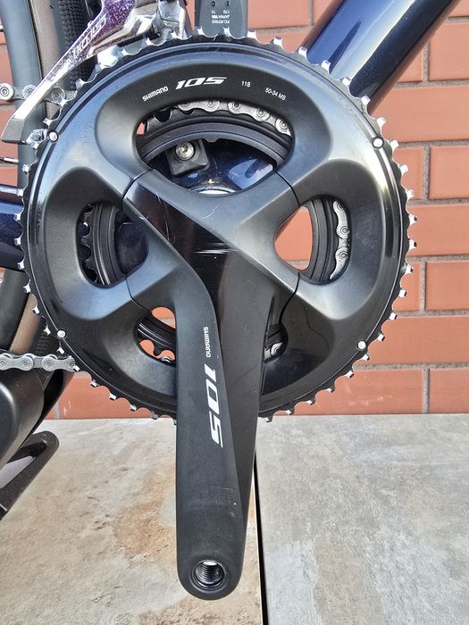 Trek Domane SL5.