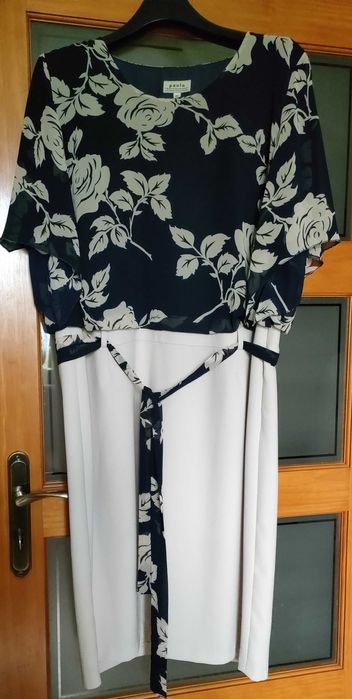 Sukienka garsonka jednoczęściowa, rozmiar 50