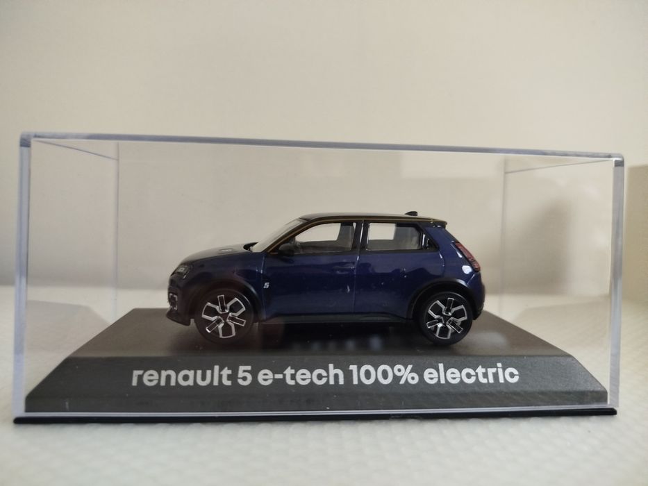 Miniatura Renault 5 E-Tech 1/43 Nova