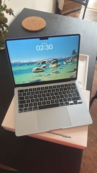 Macbook Air sky blue 16gb ram 256gb ssd