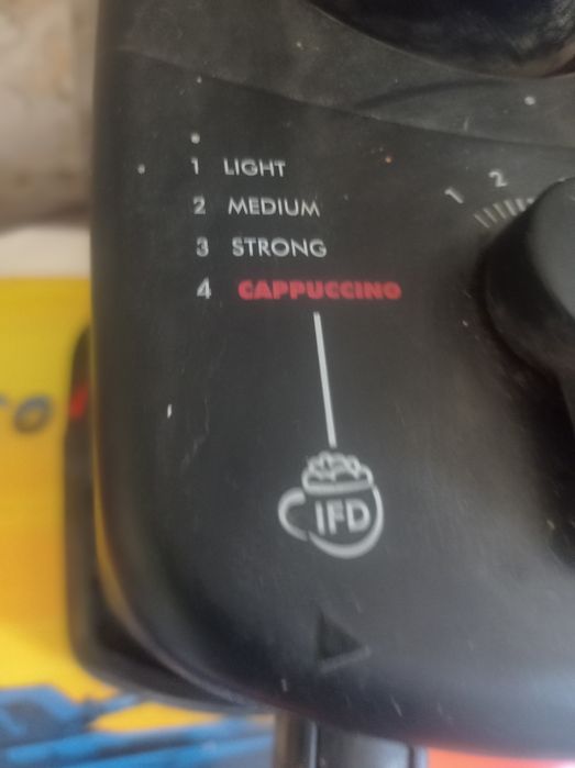 Продам мини- кофемашину