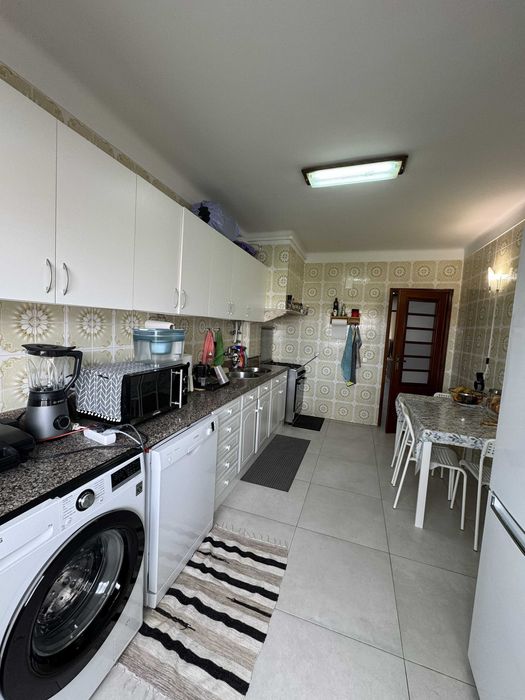 Vende-se apartamento T2 no coração de Pinhal Novo, junto à Pastelaria Mafraria!!!! — Pinhal Novo, Setúbal