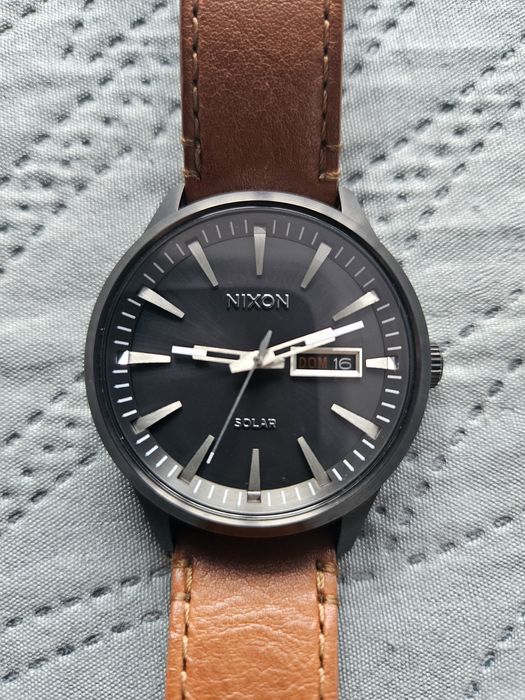 Nixon Sentry Solar - stan bdb