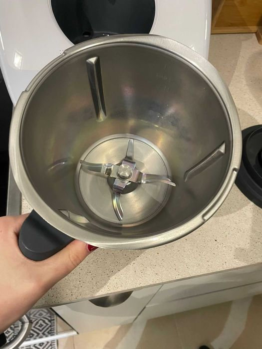 Bimby M6, com 7 meses e 3 anos de garantia