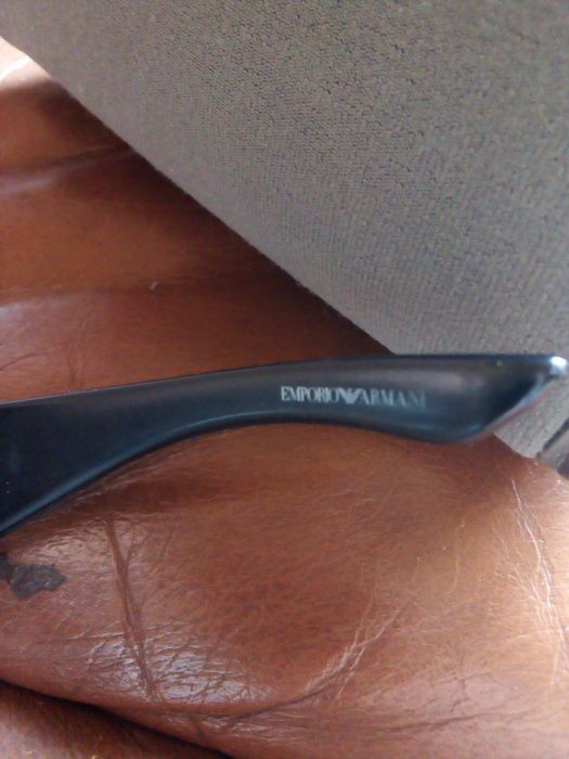 Oculos de sol + caixa