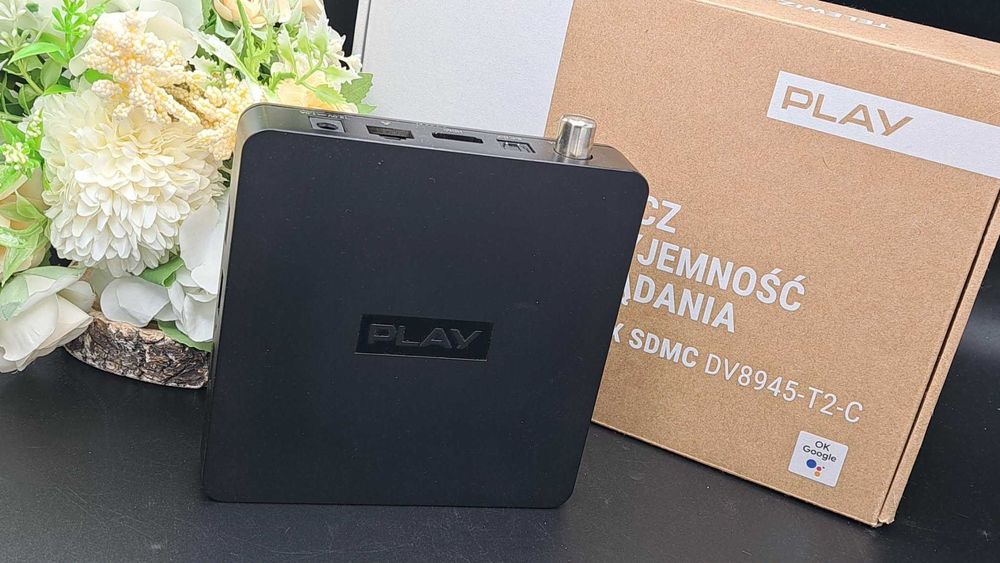 TV BOX PLAY SDMC DV8945-T2-C - Komplet Komis Redi