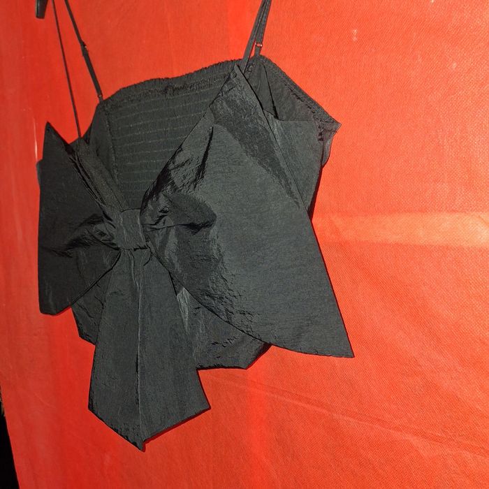 Topes em cetim maravilhosos