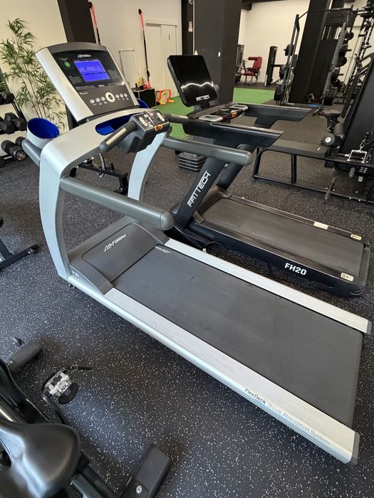 Passadeira life fitness t5