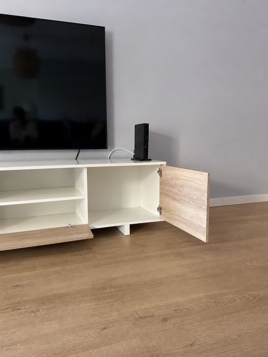 Móvel para televisão