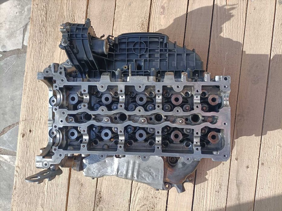 Cabeça de motor Mercedes+ várias peças