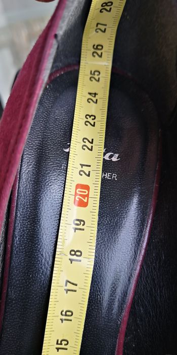 Szpilki 38 marki Bata