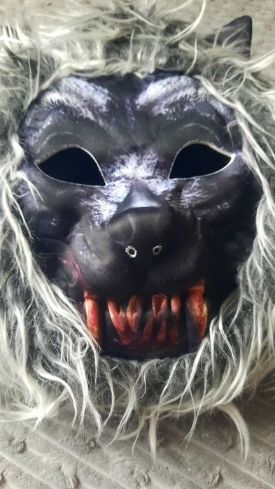 Карнавальна маска