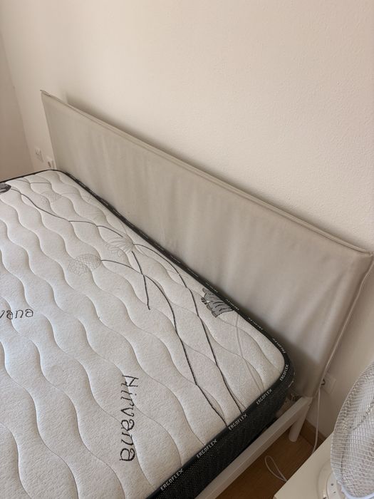 Cama em excelente estado