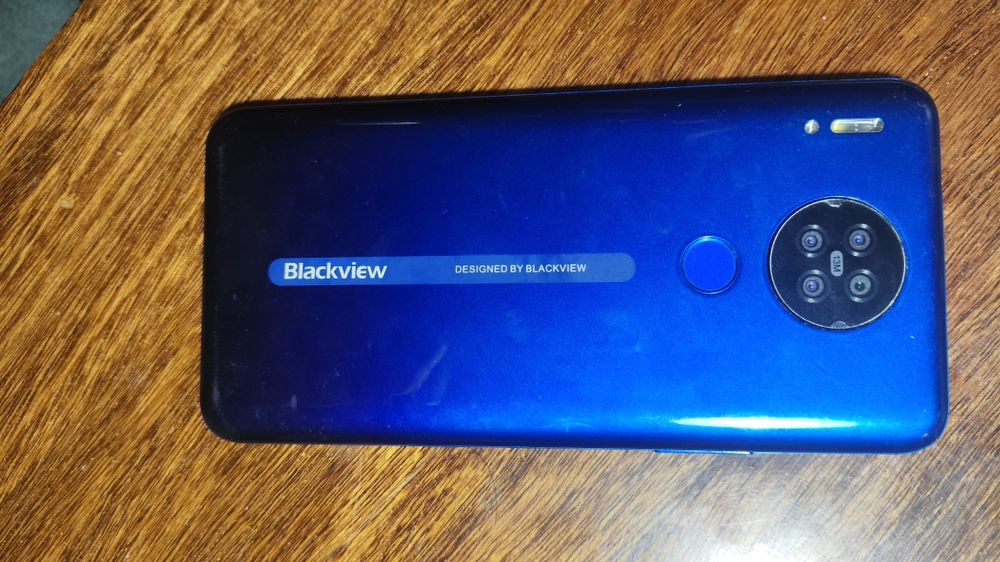 Телефон Blackview a80s