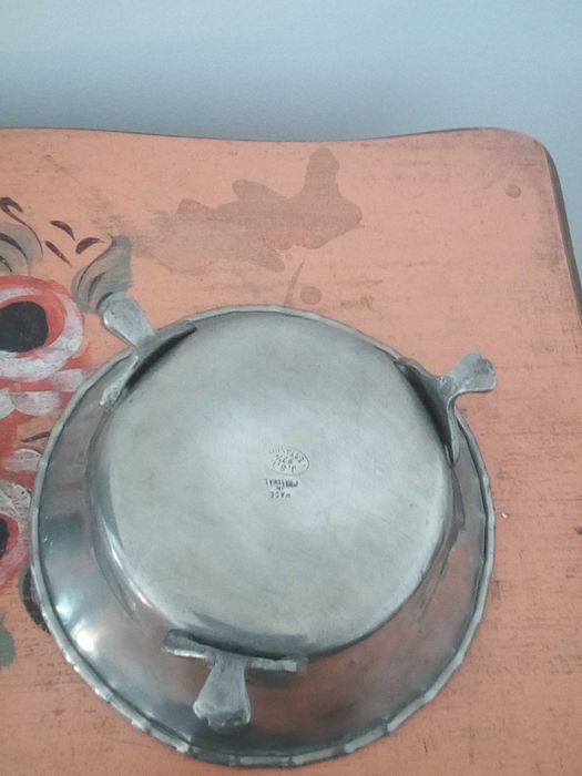 Conjunto Jarra e taça de metal