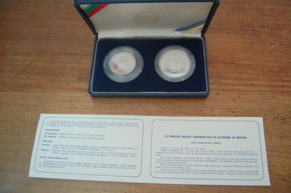 Coleção Moedas prata Autonomia da Madeira 25 e 100 Esc Proof 1981